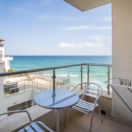 Apartman By The Cliffs